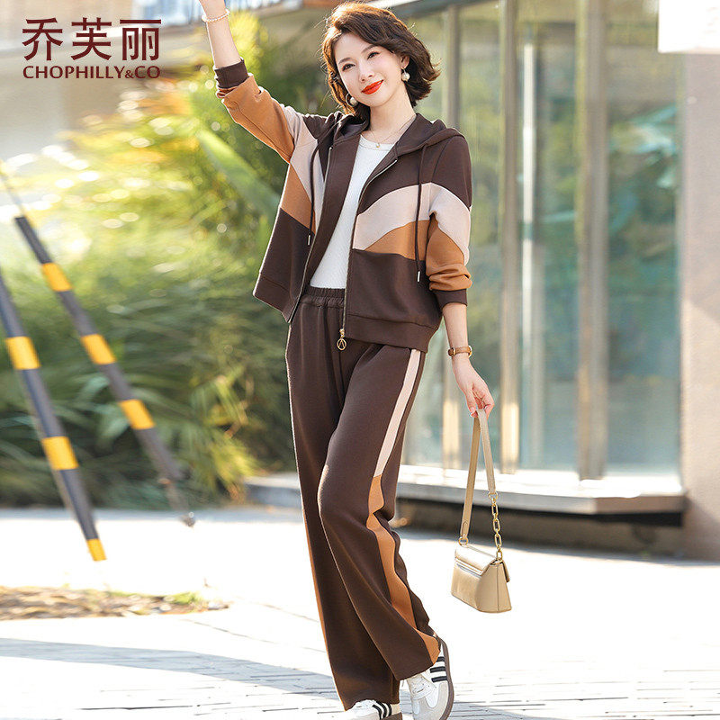 妈妈春装运动套装洋气2026新款中老年女春秋款外套大码休闲两件套