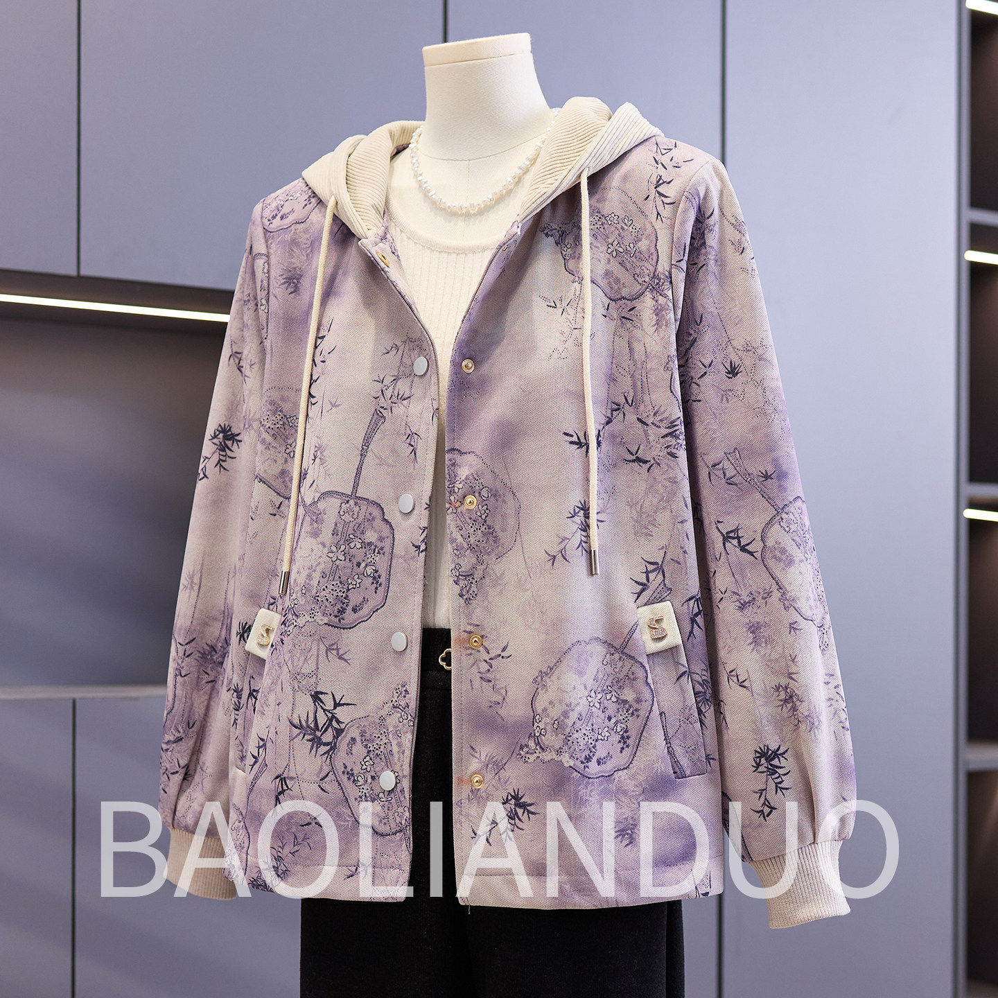 小个子妈妈春装印花外套中年女装2026新款中老年春秋连帽开衫上衣