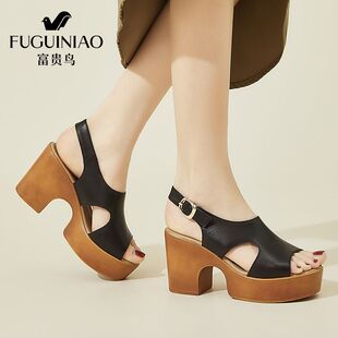 女2026夏季 软底妈妈鞋 新款 休闲厚底时尚 真皮女鞋 富贵鸟坡跟凉鞋