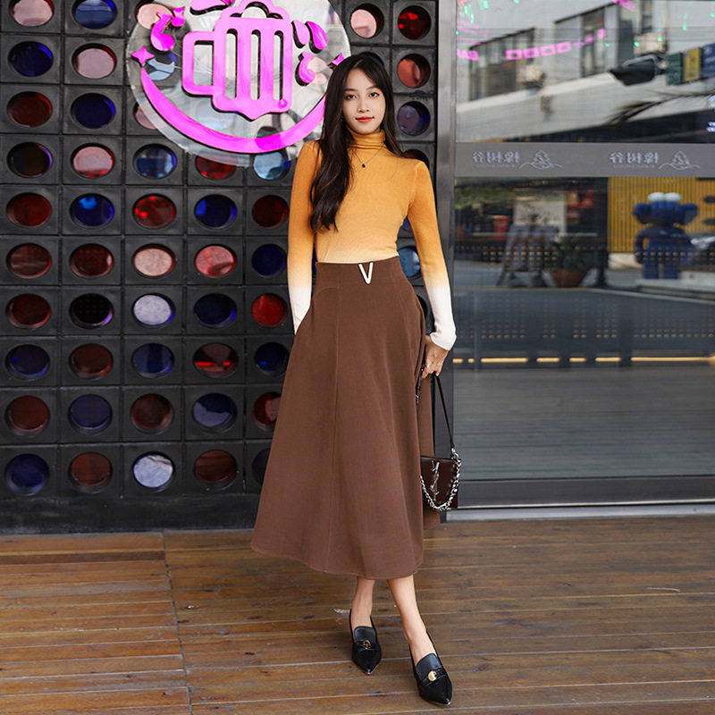 实拍高级感拼接大V扣装饰高腰显瘦垂感毛呢半身裙中长款黑色咖色