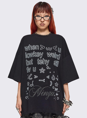 Minga 新品亚文化 ACISS风格颜文字刺绣图案 铆钉装饰宽松短袖T恤