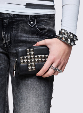 Minga新品 暗黑哥特 十字架铆钉设计 拉链封口黑色钱包卡包