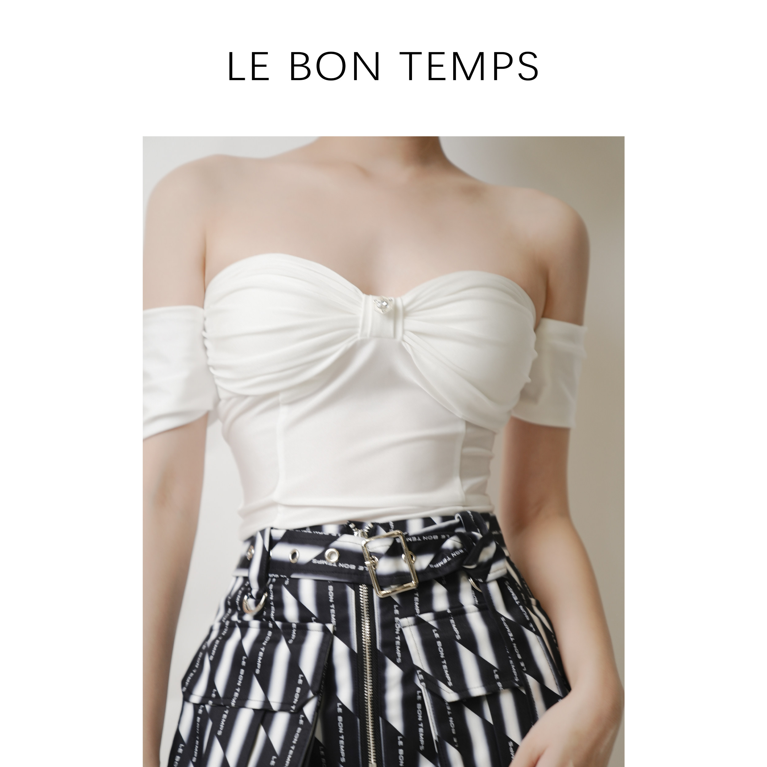 【LE BON TEMPS】名媛高级法式气质一字肩抹胸上衣c801006