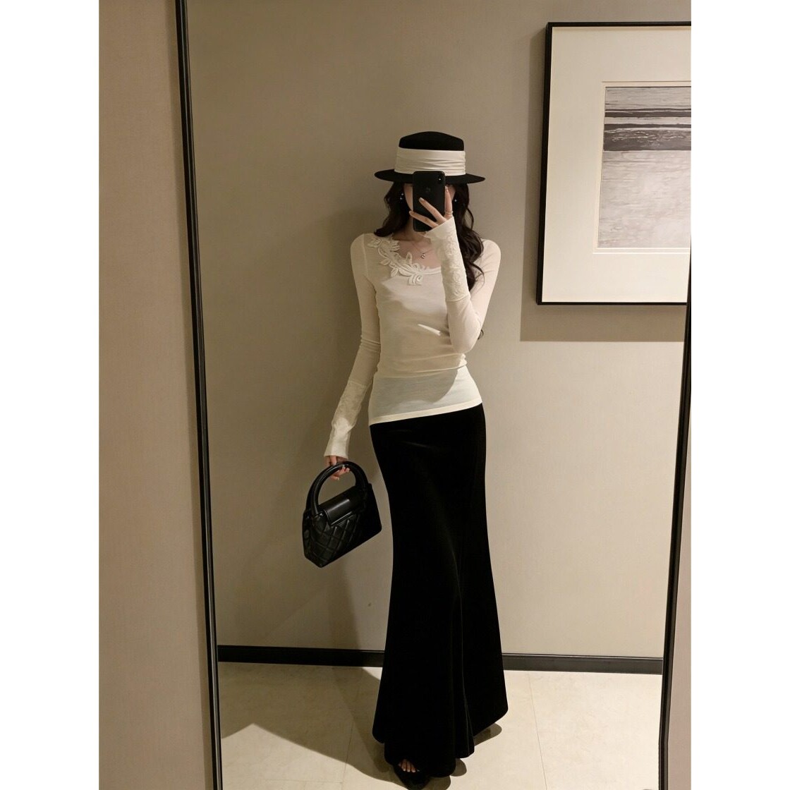 日本offcat气质套装白色蕾丝花朵拼接上衣女秋冬高腰鱼尾宽松型
