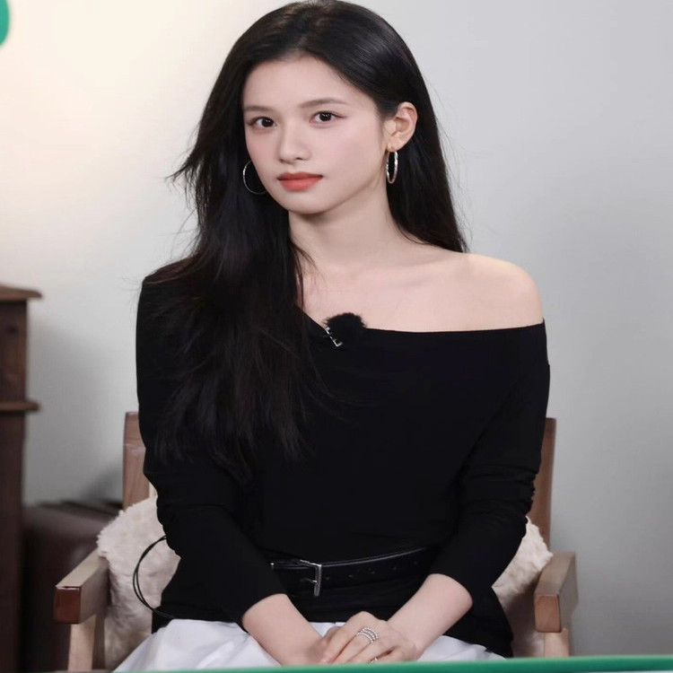日本offcat张婧仪同款纯欲一字斜领条纹长袖T恤女款百搭肤感超软