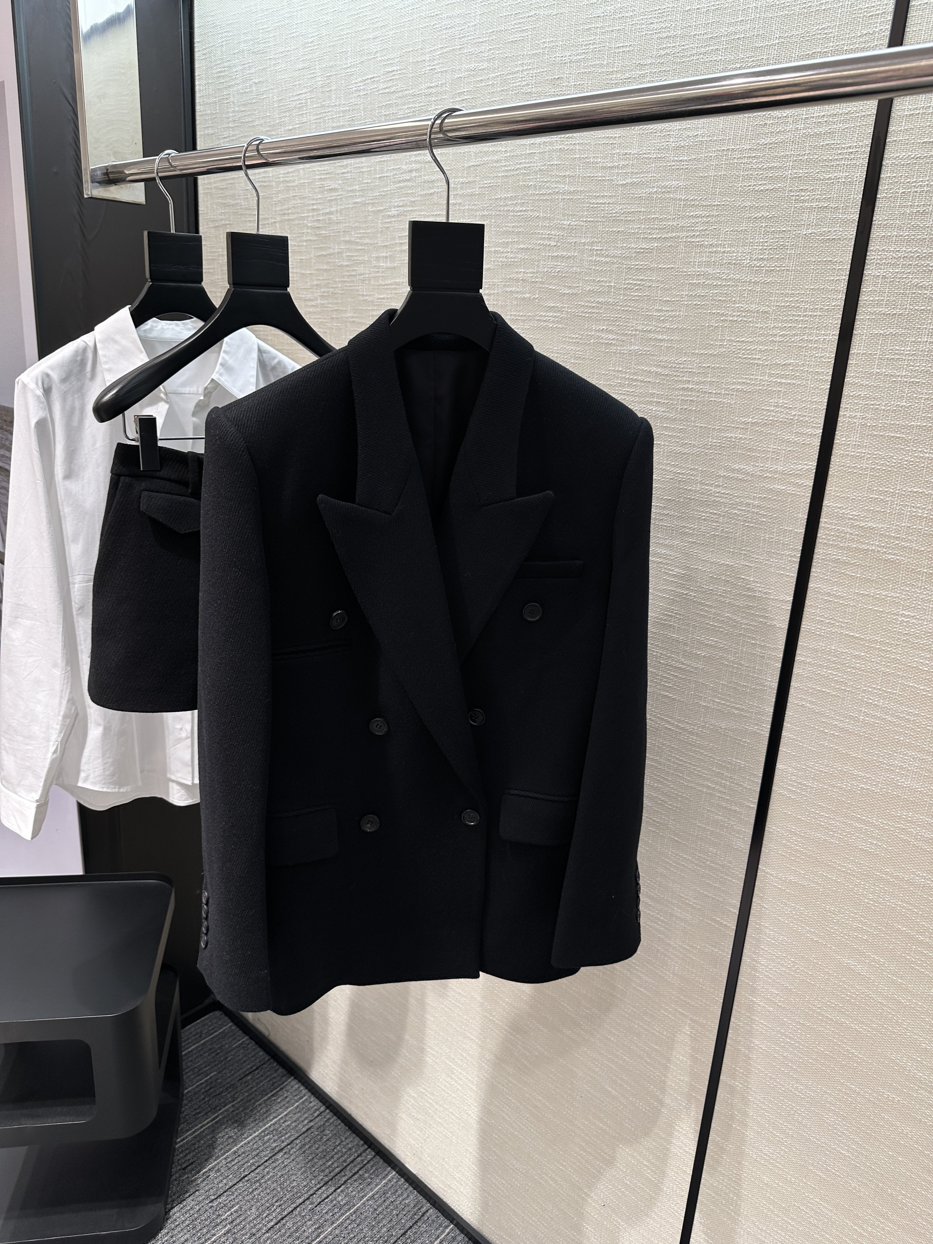 时髦大女主气质风 李亚男2025年冬季高端牛货 黑色羊毛 西装 外套,女装/女士精品,西装,淘宝优惠券,粉丝福利购,淘宝优惠卷