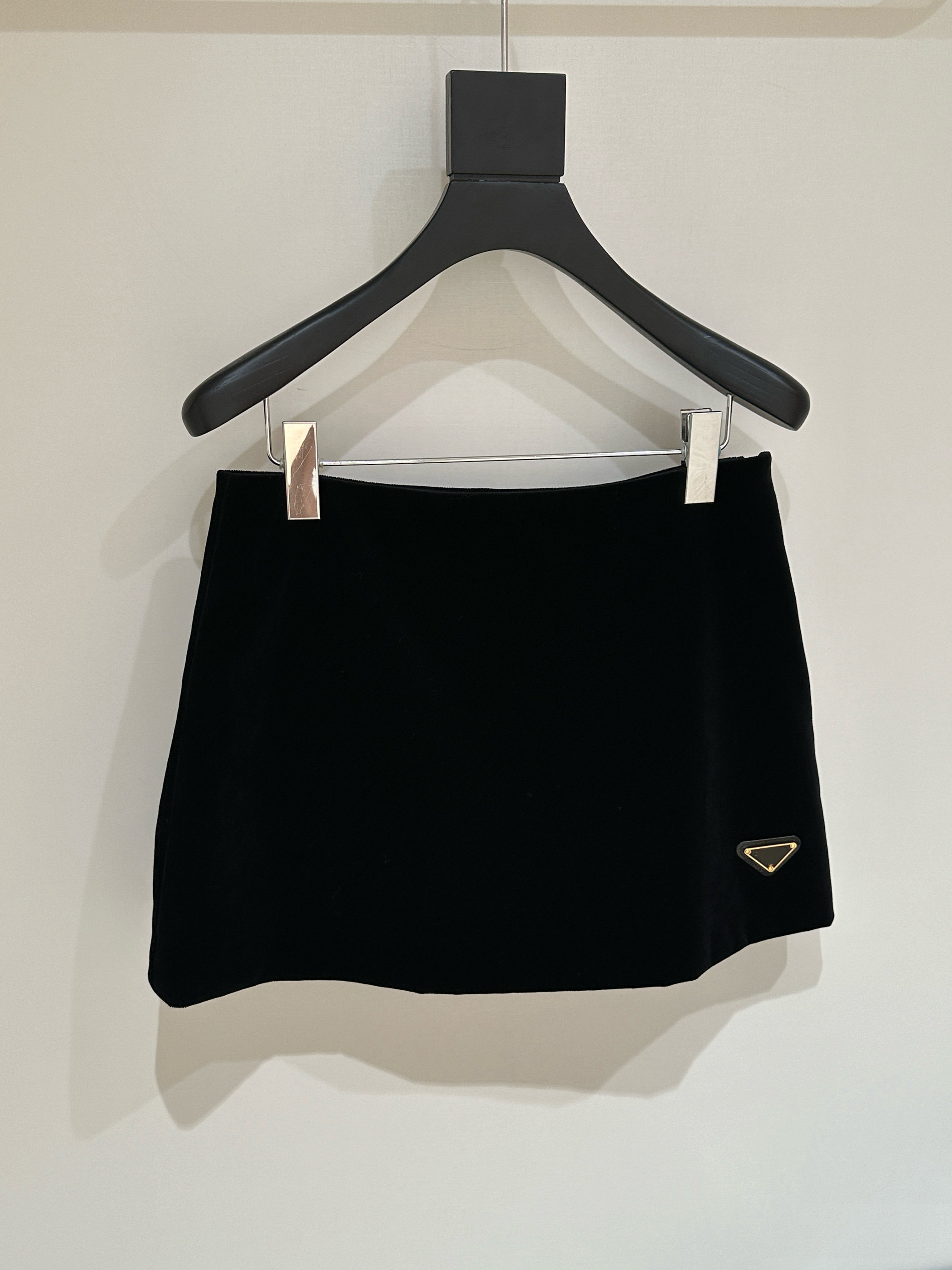 李亚男2024年冬季高端品经典款三角标高腰A字包臀短裙女时尚半裙,女装/女士精品,半身裙,淘宝优惠券,粉丝福利购,淘宝优惠卷