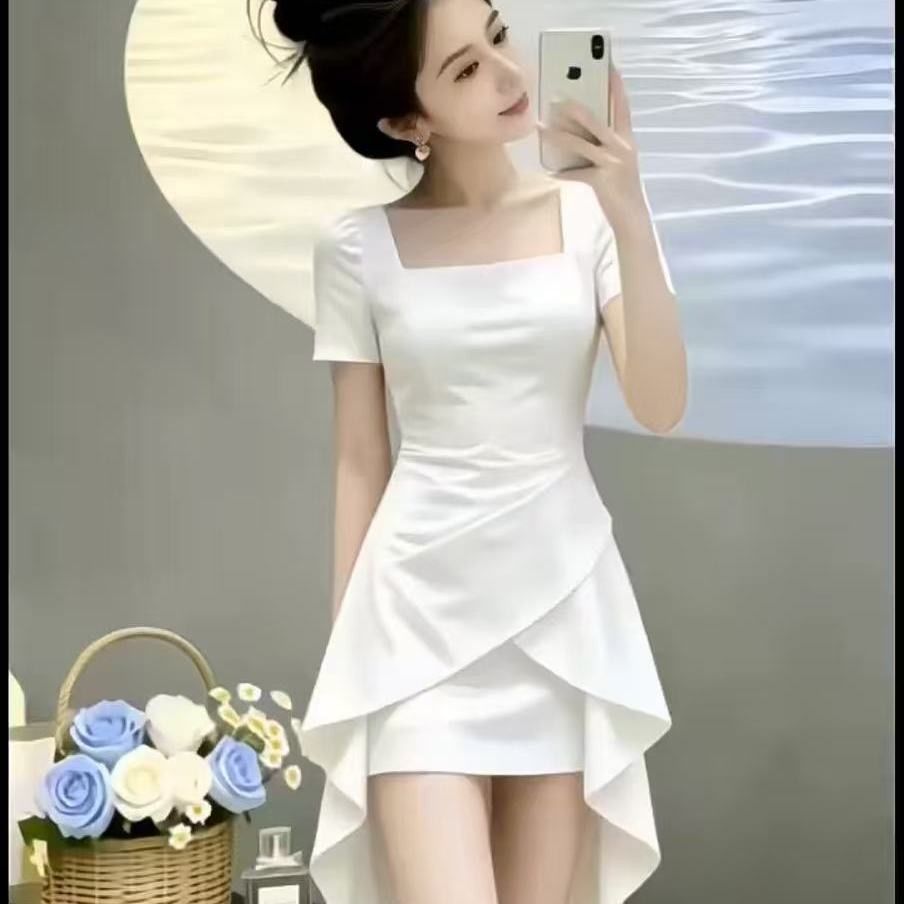 黑色高级感气质赫本方领连衣裙夏掐腰显瘦御姐不规则燕尾包臀短裙