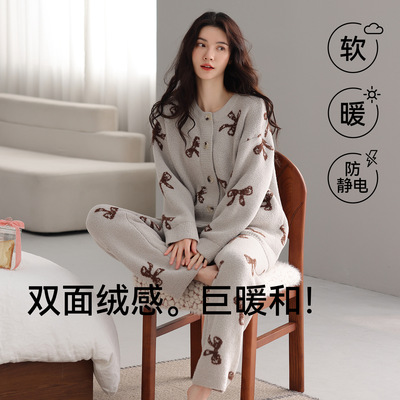 睡衣女款秋冬款2025新款冬季软绵绵半边绒加绒加厚女士保暖家居服