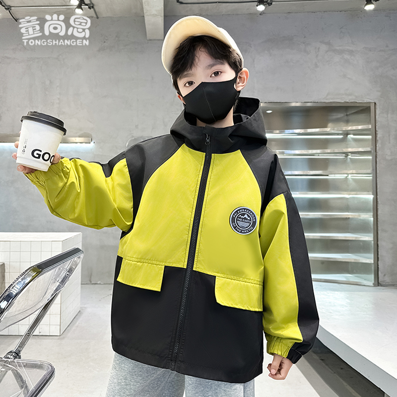 男童冲锋衣春秋款连帽外套