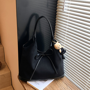 新款复古时尚百搭洋气托特包女简约休闲手提包高级质感小众单肩包