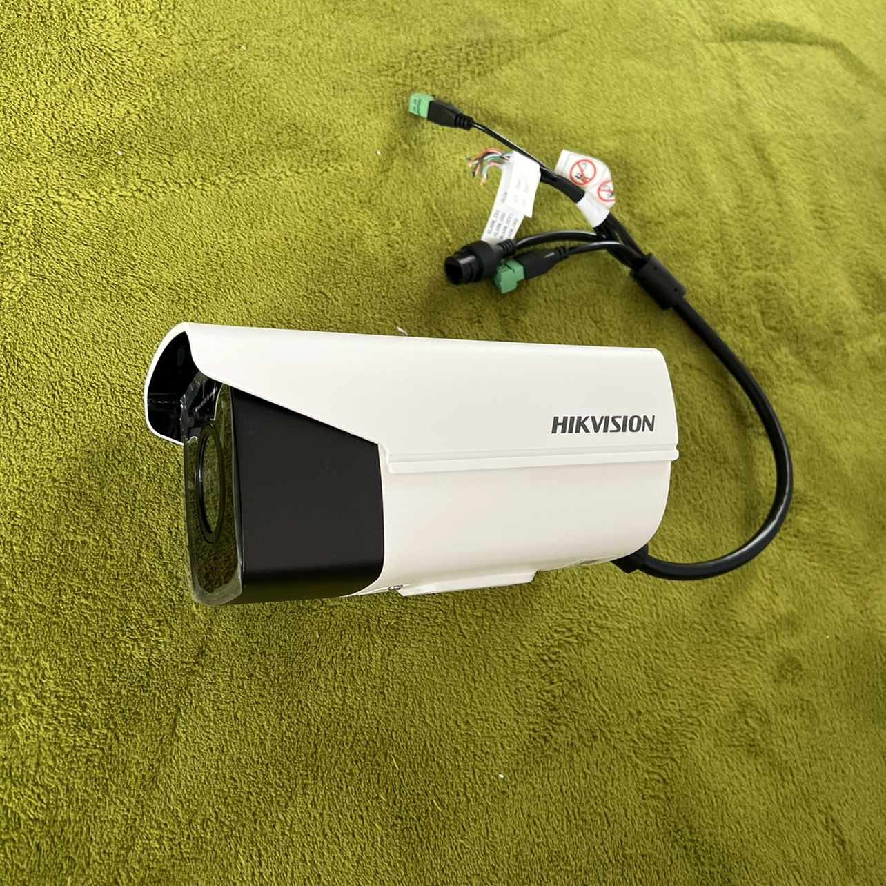 海康威视枪机DS-2CD5A26EFWD-IZS