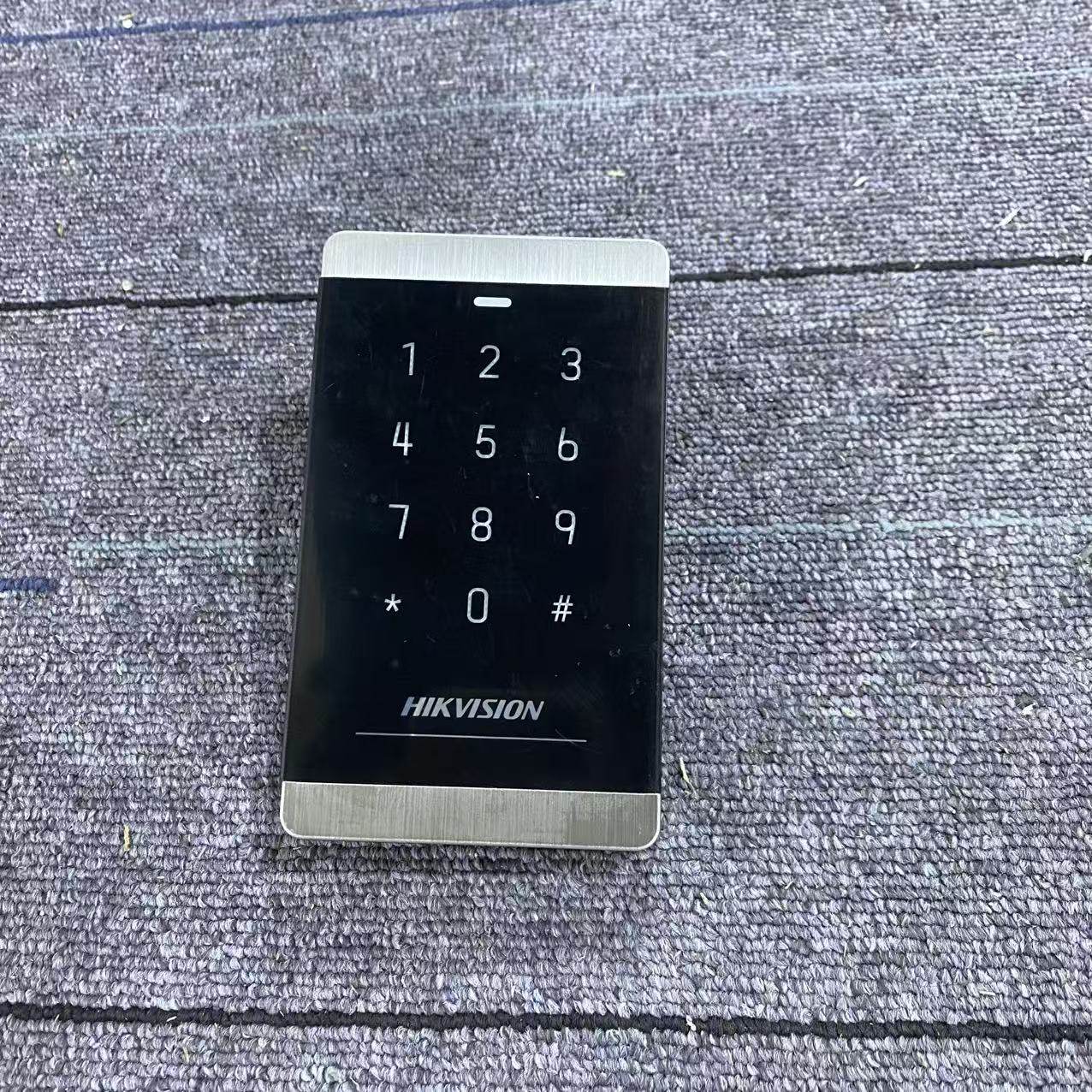 海康威视门禁读卡器DS-K1103MK带键盘支持MIFARE卡(IC卡)读取卡号图片