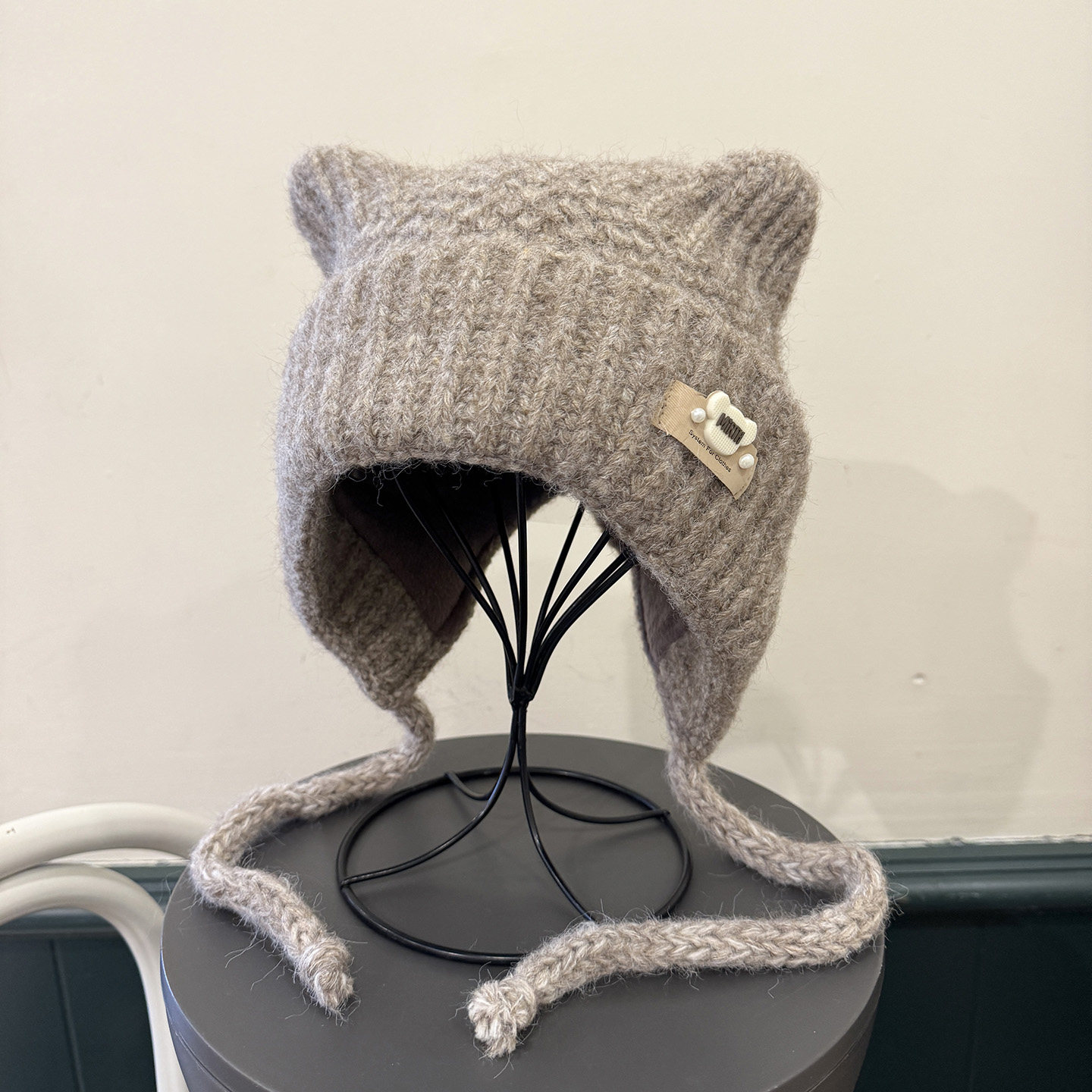 韩国新款简约猫耳朵绑带护耳针织帽女秋冬百搭防寒加绒套头雷锋帽