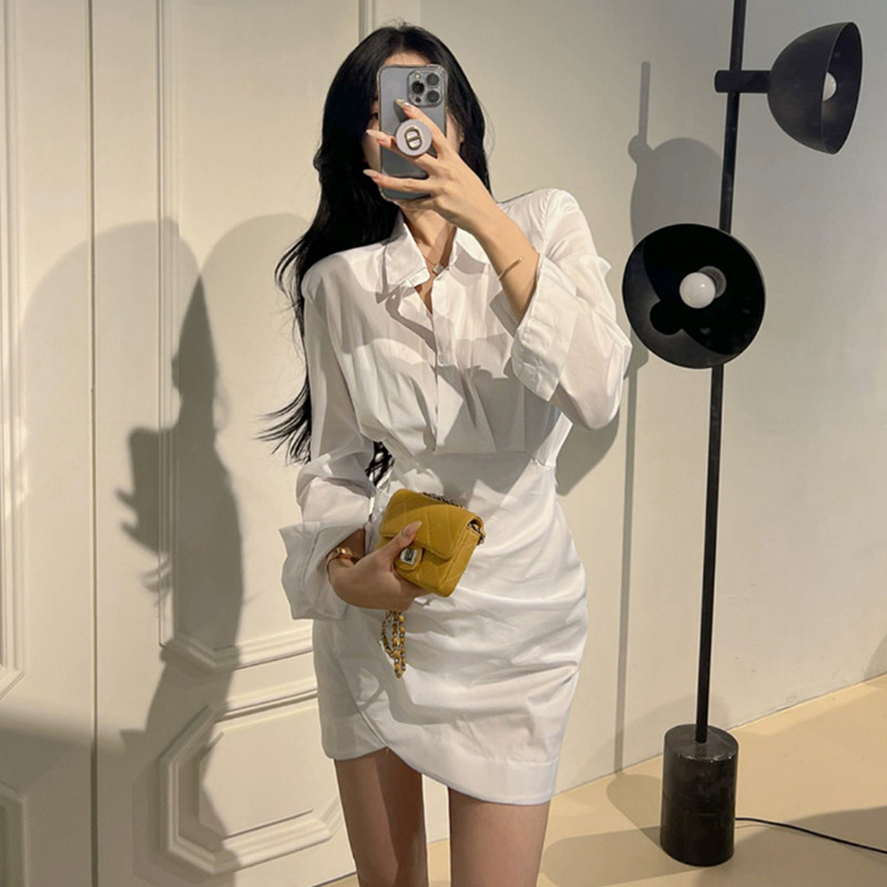 纯欲风性感时尚秋冬新款垫肩收腰显身材包臀女人味长袖衬衫连衣裙