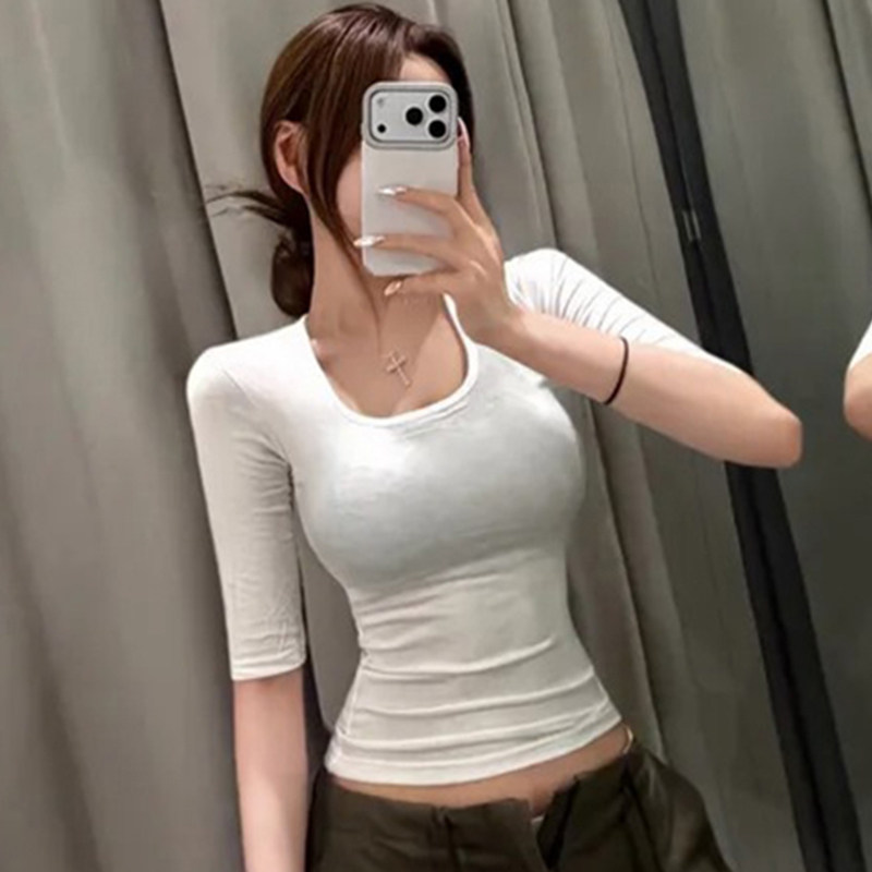 韩系夏季新款时尚辣妹显身材性感女人味U领五分袖紧身t恤上衣女潮