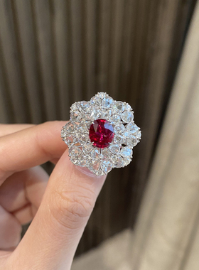 缅甸无烧白金克拉红宝石戒指