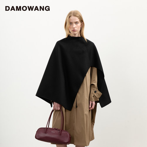 DAMOWANG 2025秋冬新款斗篷式围巾绵羊毛上衣简约大气时尚上衣女