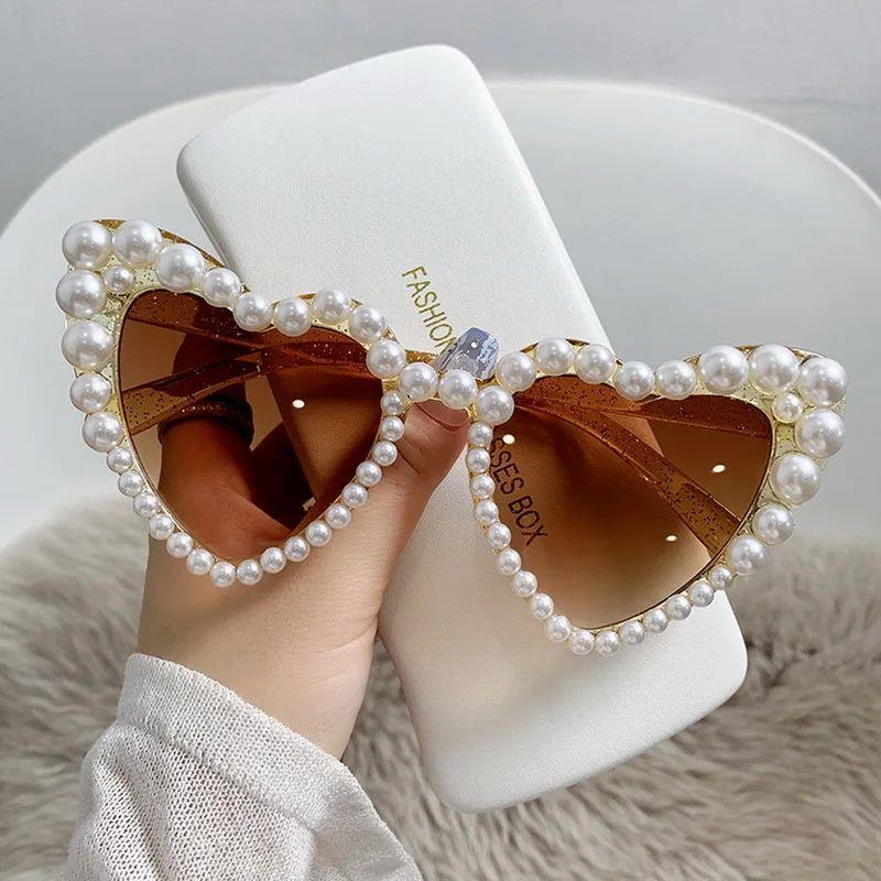 Retro Heart-Shaped Pearl Frame Sunglasses Uv400 Women Fashio