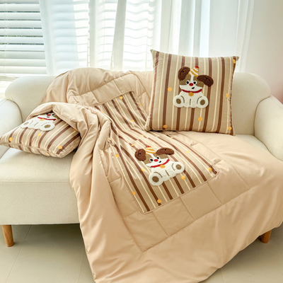 ins风 抱枕被子两用2025新款沙发靠枕车用午睡办公室毯子二合一