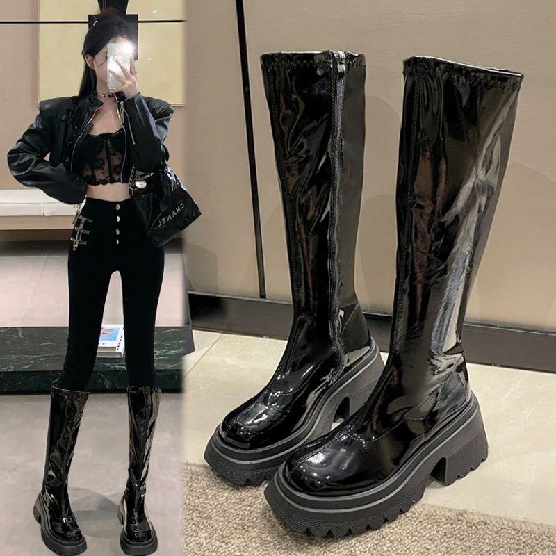 优兰意高跟高中短筒靴子漆皮显瘦