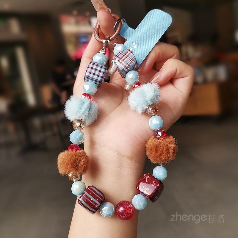 虹客手机链女士挂件毛绒方块水晶串珠饰独特超好看轻奢小众精致高级感户外旅游行逛街拍照防丢摔手提套壳新品