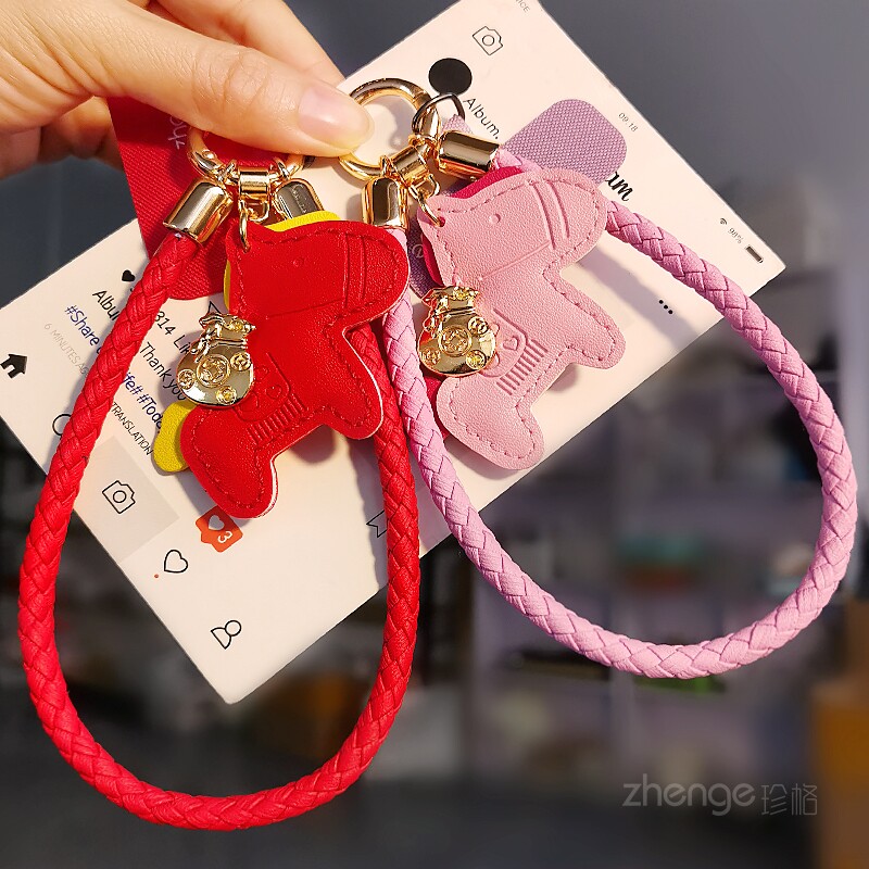 2026时尚新款皮质编织手机挂绳招财小马吊坠挂件绳卡通可爱饰品户