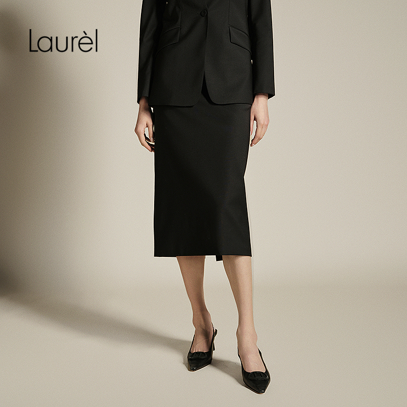 【超细支精纺羊毛面料】Laurel劳芮25秋新款钉珠半裙LWL363Q04300