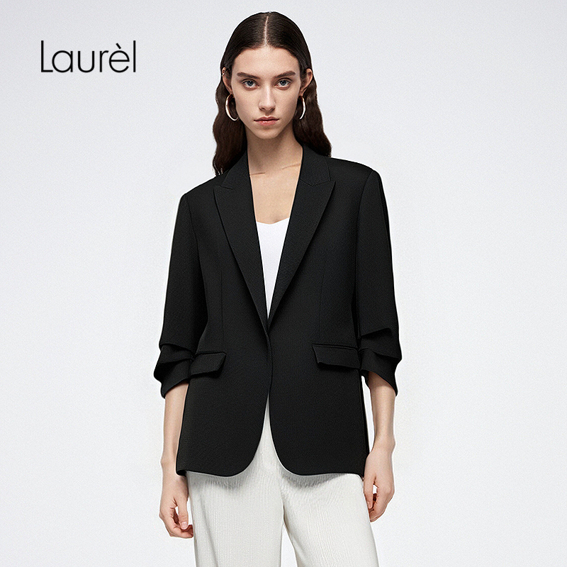 Laurel劳芮25秋新款七分袖褶皱收腰西装LWD366T02400