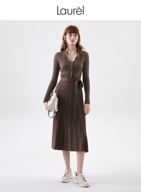 Laurel劳芮春秋羊毛绒V领系带收腰放摆针织连衣裙LWD342M18900