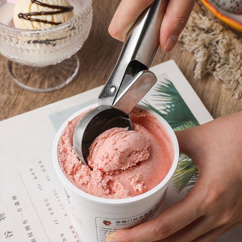 Ice-creamScoopCtainleB