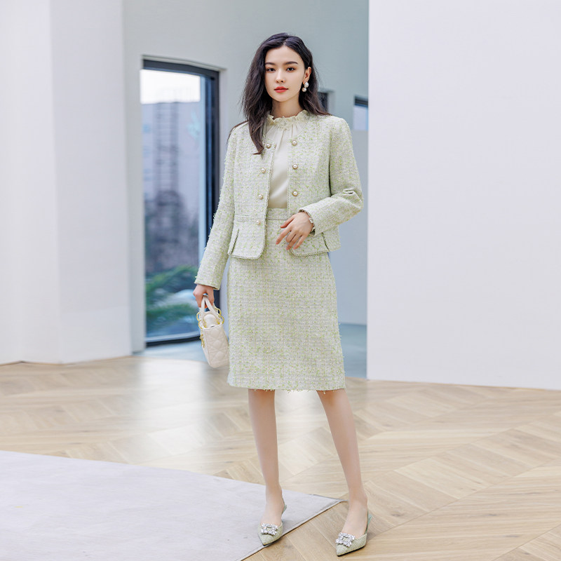 Lucidy鲁思蒂半身裙女2026新款春秋季小个子高腰显瘦中长款裙子