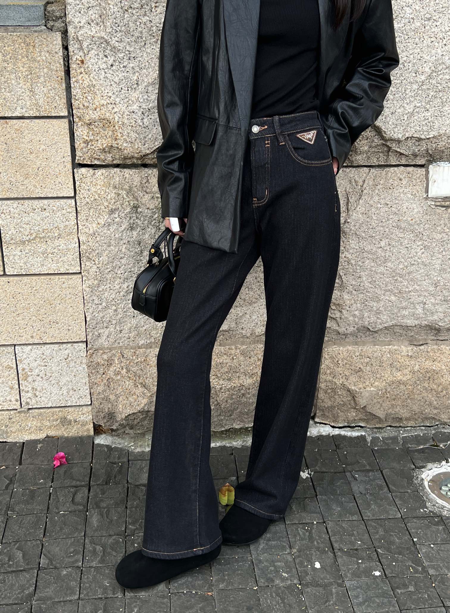 TF675/25冬款欧货上新三角标设计深蓝色牛仔直筒牛仔裤加绒弹力