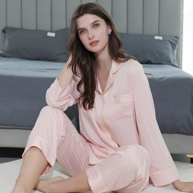 2026新款春秋季冰丝睡衣女款宽松高级感长袖丝绸家居服套装两件套