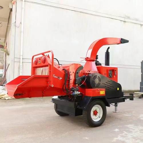 新品大型树枝粉碎机 园林果园移动式碎枝机 15马力柴油树枝粉碎机