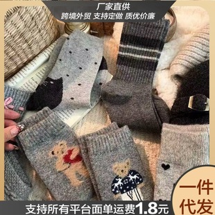 秋冬加厚小熊袜子女卡通中筒植绒复古中筒保暖可爱长袜冬天秋冬季