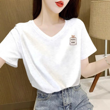 短袖女上衣夏季薄款轻奢高级感减龄v领肩女士印花竹节棉纯棉T恤