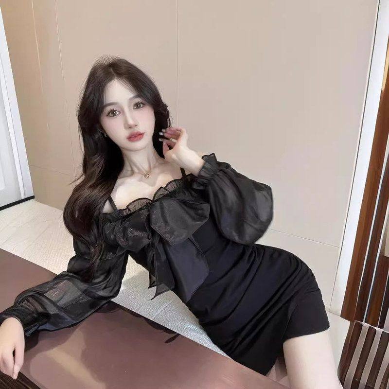 纯欲风一字肩吊带包臀裙春夏季荷叶边长袖修身显瘦褶皱连衣裙