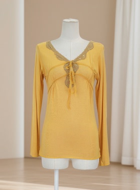 春秋新款V领蕾丝蝴蝶结长袖打底衫女黄色修身显瘦保暖上衣36875
