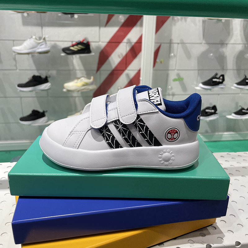 阿迪达斯魔术贴运动休闲鞋童鞋