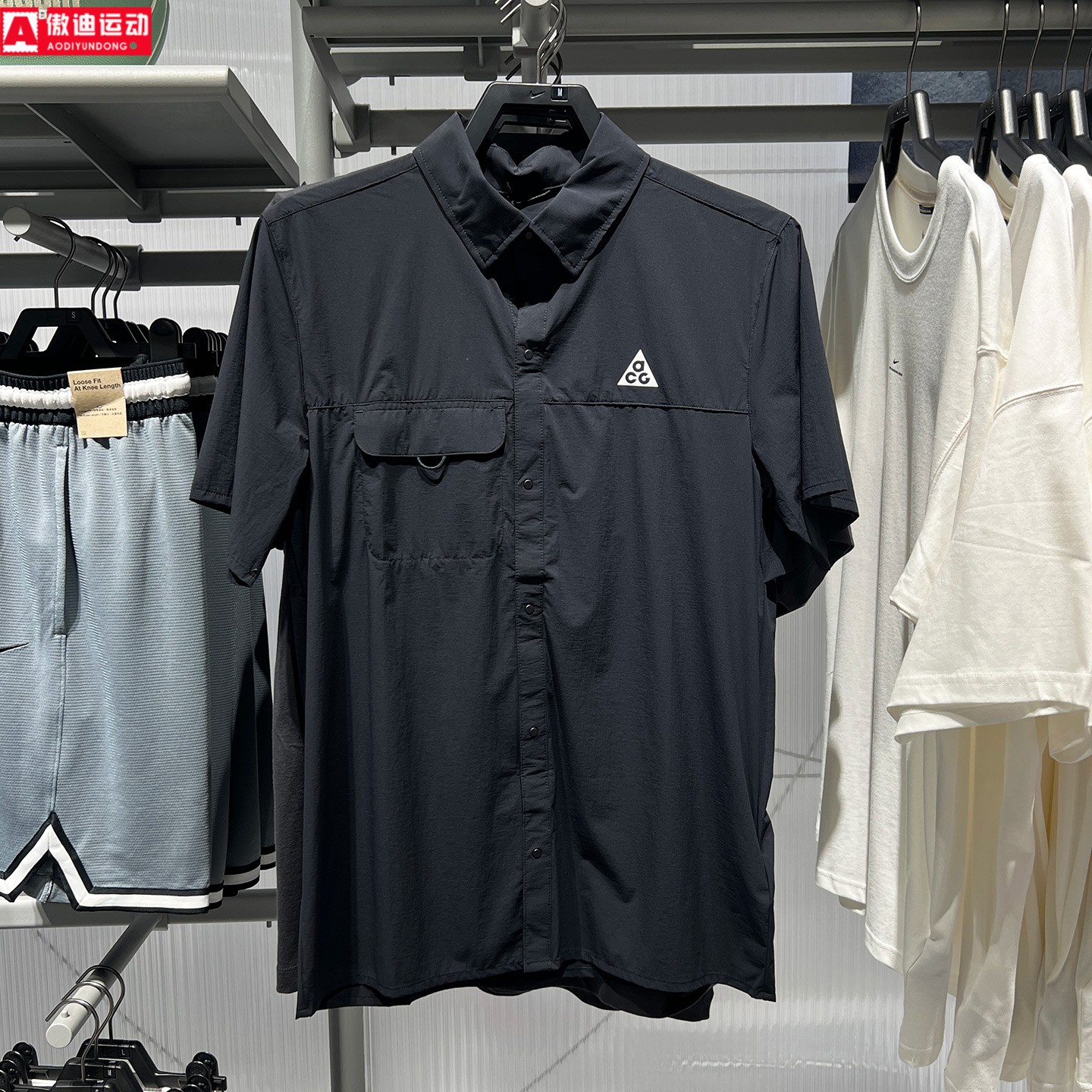 Nike耐克男子2026秋时尚百搭宽松休闲跑步健身运动衬衫IQ4919-010