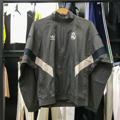 阿迪达斯三叶草男装2025秋季梭织皇马足球文化运动外套夹克JI9479