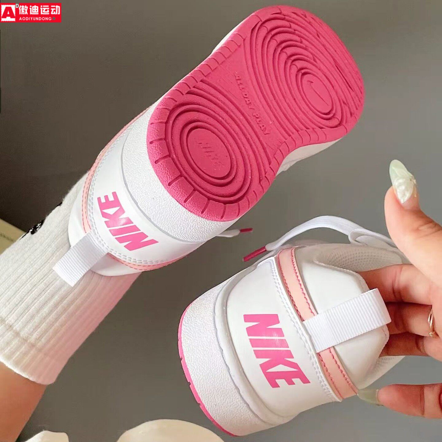耐克Nike女鞋2025冬新品COURT休闲大童鞋粉白板鞋 DV5456-111-102