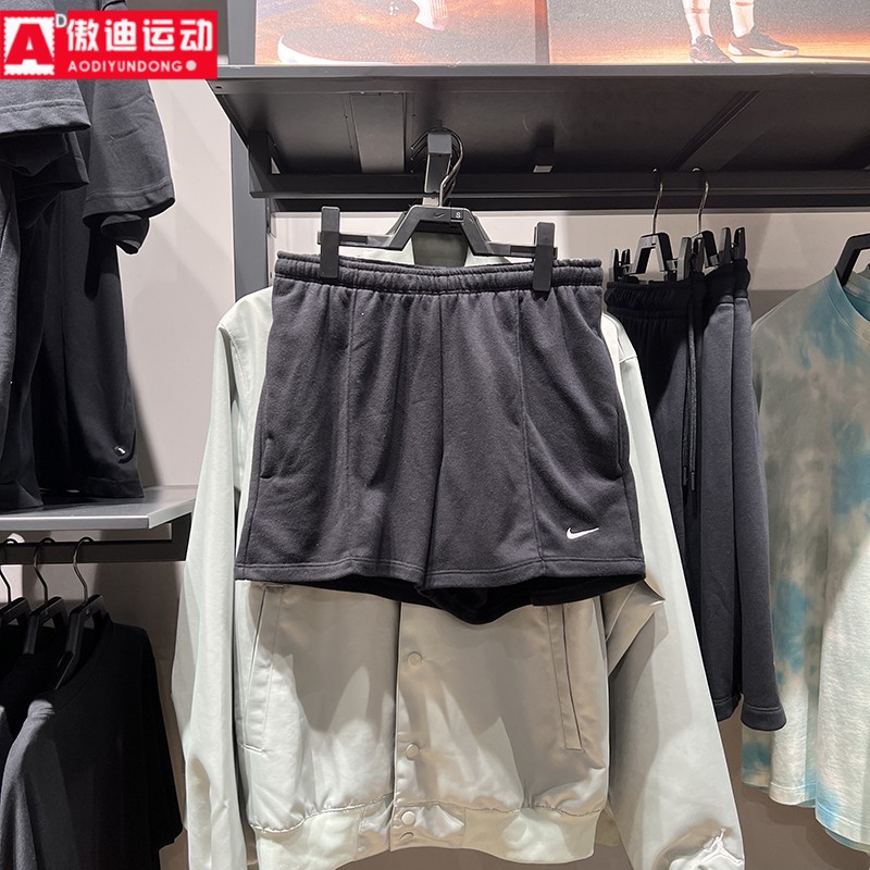 耐克宽松运动休闲短裤