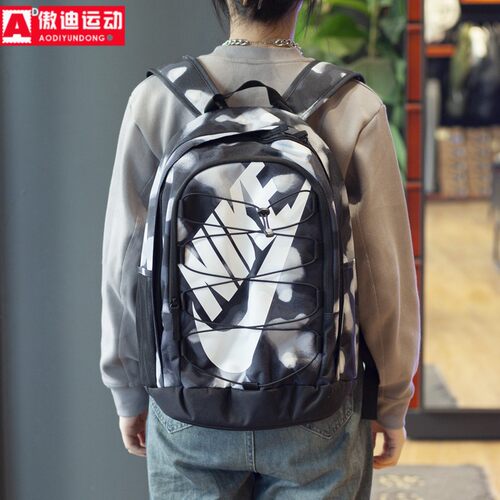 户外旅行运动双肩包休闲学生书包