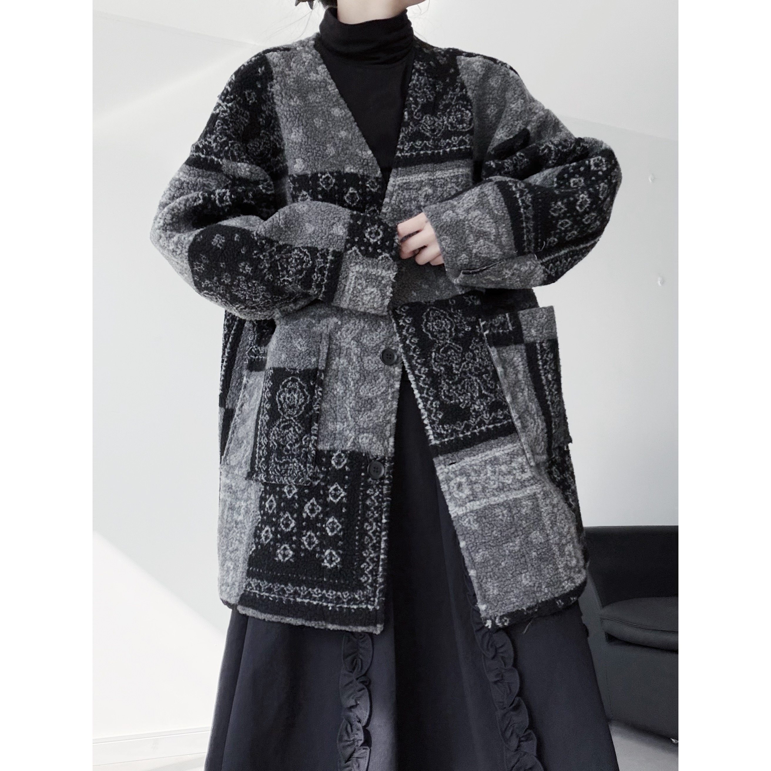 浮木兮/复古民族风仿羊羔毛拼接v领毛呢外套女中长款洋气时髦大衣