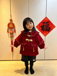 现货YYup女童拜年服儿童冬季红色过年新年外套毛呢周岁大衣牛角扣
