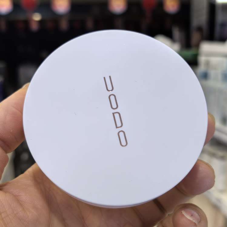 UODO散粉优沃朵绒绒锁妆图片