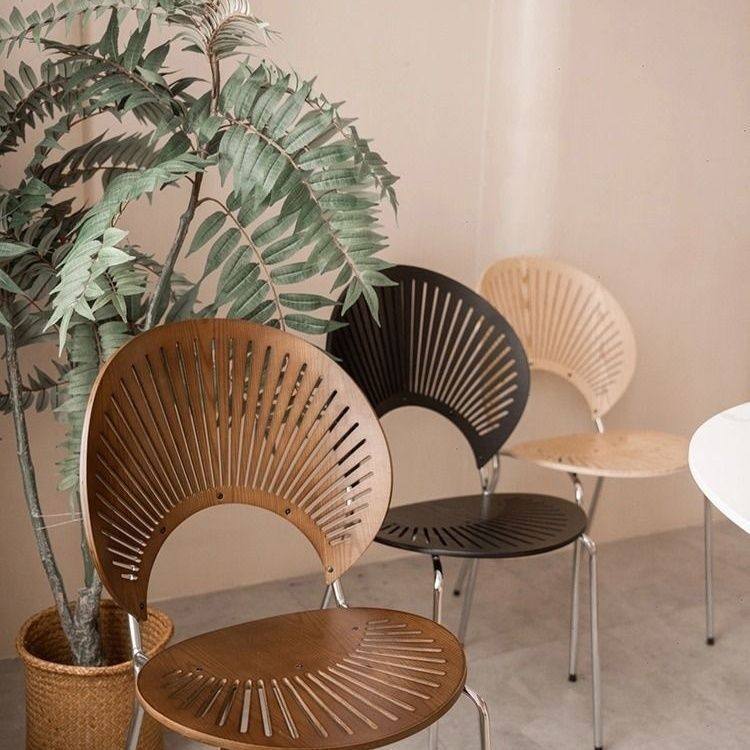 2025北欧实木餐椅轻奢贝壳椅家用轻奢甜品店奶油网红靠背复古椅子