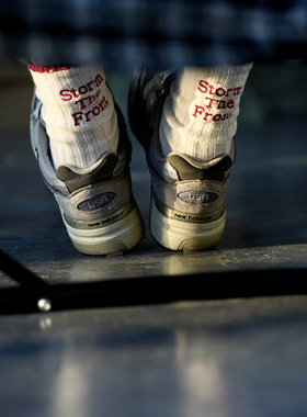 Ekvilibro春夏款薄款粗针纯棉中筒长袜“Strom The Front”针织袜